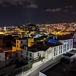 Apartament Top-floor One-bedroom Flats - Peaceful With Ocean And Views *