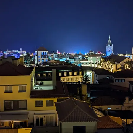 アパート Top-floor One-bedroom Flats - Peaceful With Ocean And Views