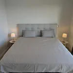 Lägenhet Top-floor One-bedroom Flats - Peaceful With Ocean And Views *