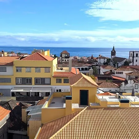 Top-floor One-bedroom Flats - Peaceful With Ocean And Views Apartment *