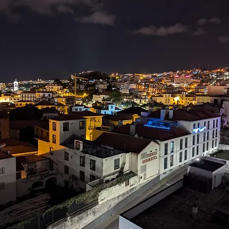 Appartement Top-floor One-bedroom Flats - Peaceful With Ocean And Views *