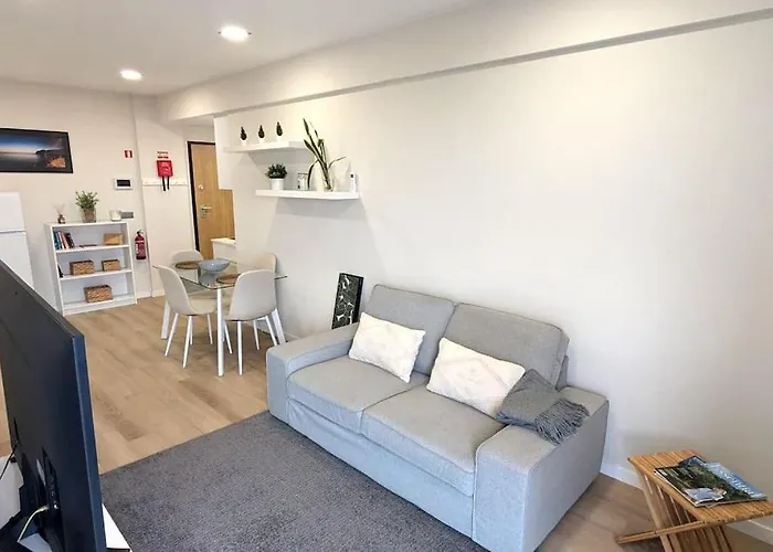 公寓 Top-floor One-bedroom Flats - Peaceful With Ocean And Views