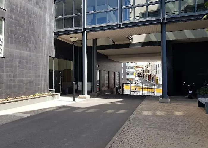 公寓 Top-floor One-bedroom Flats - Peaceful With Ocean And Views