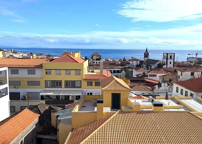 Top-floor One-bedroom Flats - Peaceful With Ocean And Views 公寓 *