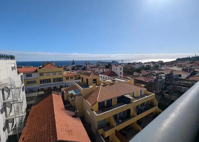 Top-floor One-bedroom Flats - Peaceful With Ocean And Views 丰沙尔