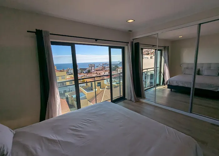 公寓 Top-floor One-bedroom Flats - Peaceful With Ocean And Views