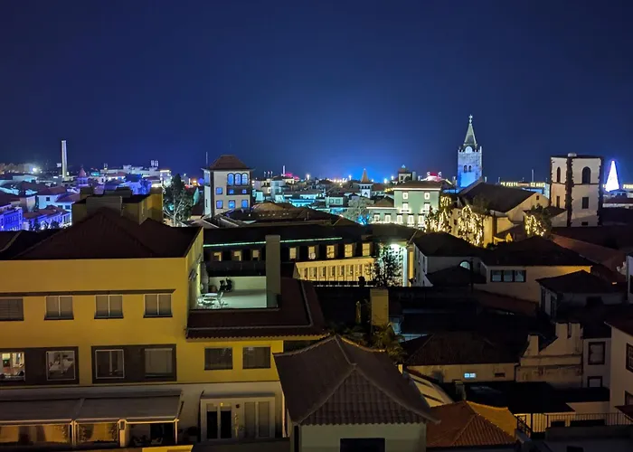 公寓 Top-floor One-bedroom Flats - Peaceful With Ocean And Views